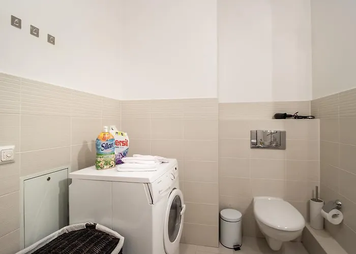 Апартаменты Riverside *